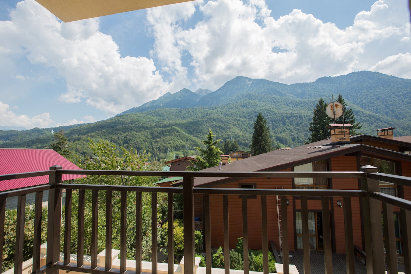 Делюкс с балконом и видом на горы и вид на горы